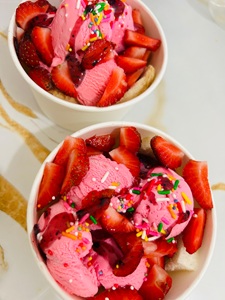 Strawberry Split